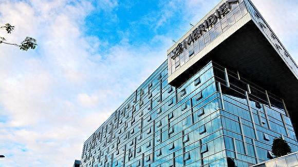 一片红配资 宝龙地产与特别小组成员订立重组支持协议 涉及转让宝龙商业股份等选项